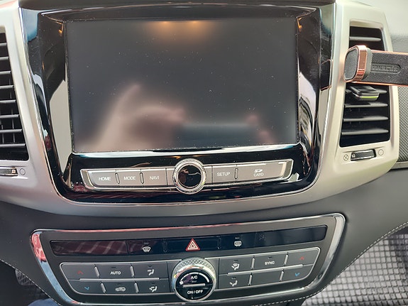 SsangYong Rexton Sports 15 of 30