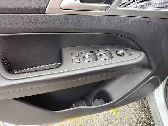 SsangYong Rexton Sports 10 of 30