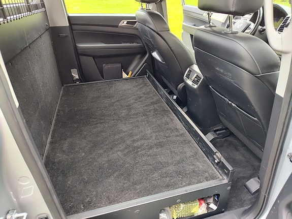 SsangYong Rexton Sports 27 of 30