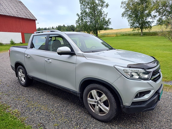 SsangYong Rexton Sports 3 of 30