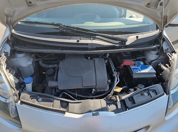 Toyota Aygo 5 of 7