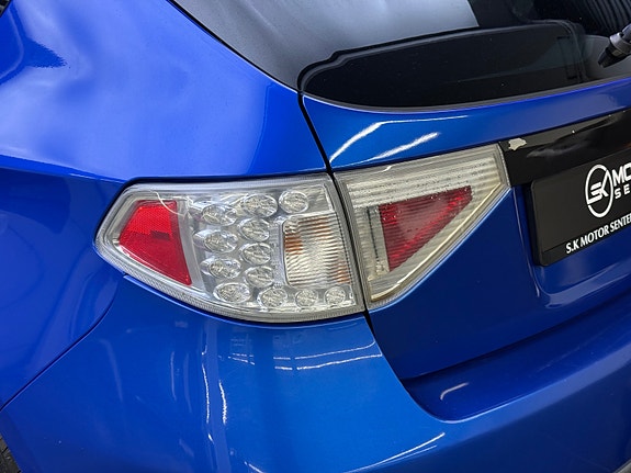 Subaru Impreza 7 of 30