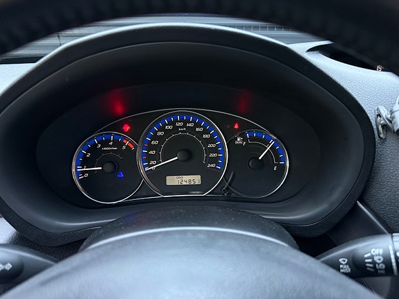Subaru Impreza 14 of 30