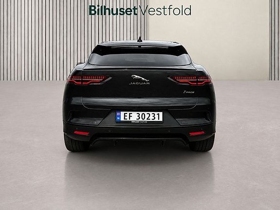 Jaguar I-PACE 7 of 26