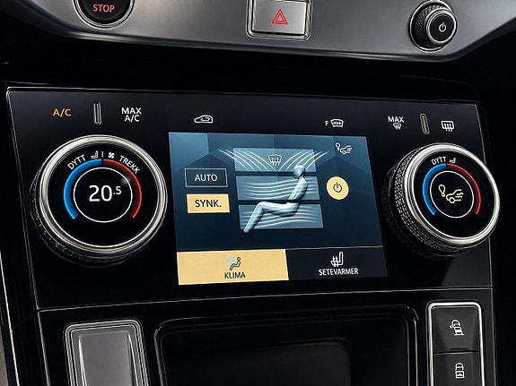 Jaguar I-PACE 18 of 26