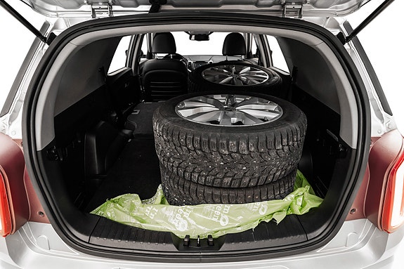 SsangYong XLV 23 of 25