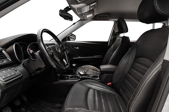 SsangYong XLV 10 of 25