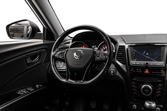 SsangYong XLV 11 of 25