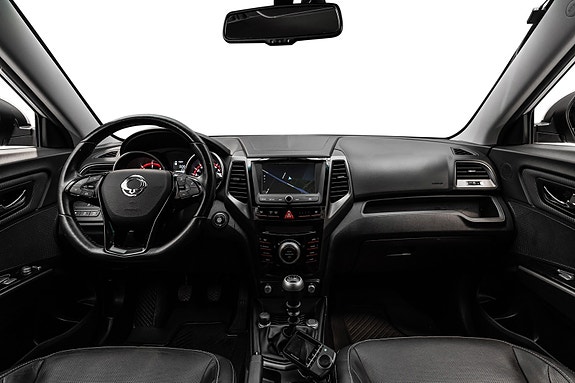 SsangYong XLV 21 of 25