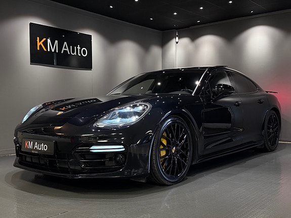 Porsche Panamera 3 of 30