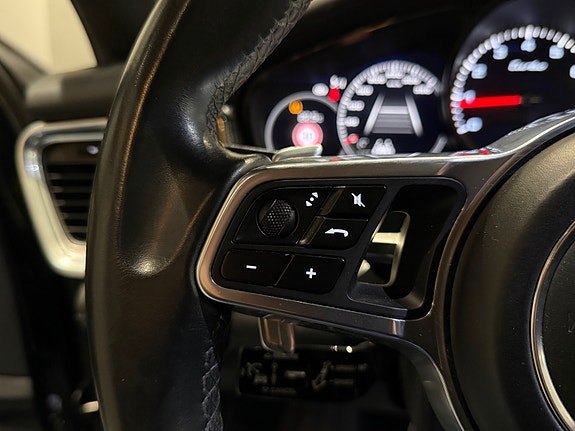 Porsche Panamera 22 of 30