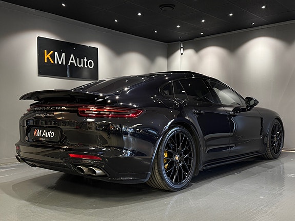 Porsche Panamera 7 of 30