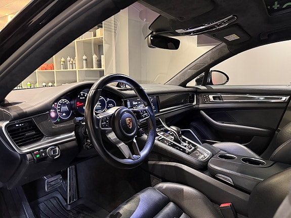 Porsche Panamera 25 of 30