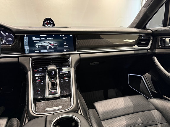 Porsche Panamera 26 of 30