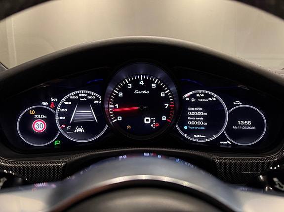 Porsche Panamera 20 of 30