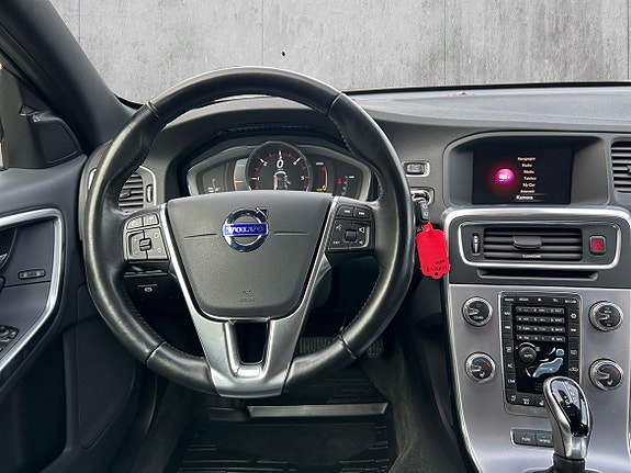 Volvo V60 21 of 30