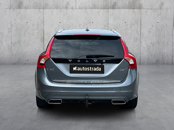 Volvo V60 4 of 30
