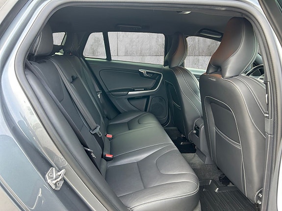 Volvo V60 16 of 30