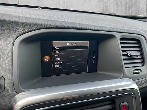 Volvo V60 27 of 30