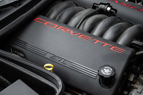 Chevrolet Corvette 16 of 30
