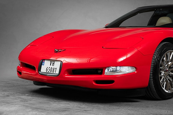 Chevrolet Corvette 6 of 30