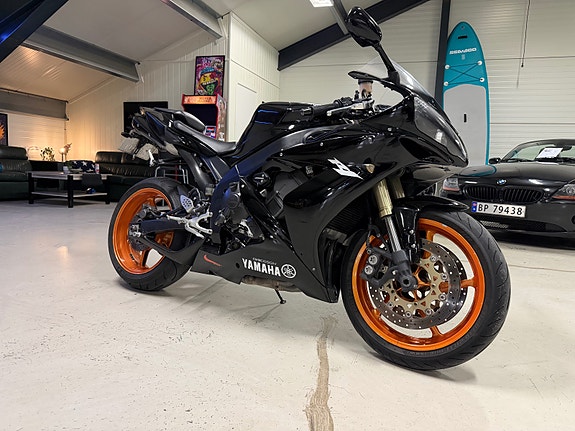 Yamaha YZF-R1 180HK LAV KM//MYE PÅKOSTET//BØR SEES 7 of 9