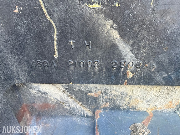 Hyundai Motvekt / lodd til Hyundai 145 gravemaskin 2 of 10