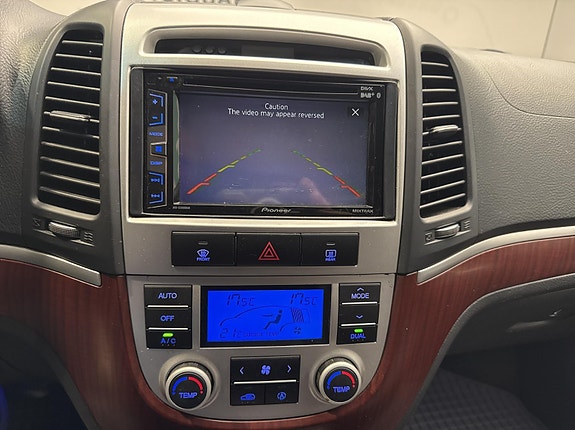 Hyundai Santa Fe 13 of 30
