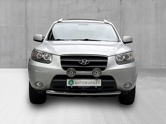 Hyundai Santa Fe 4 of 30