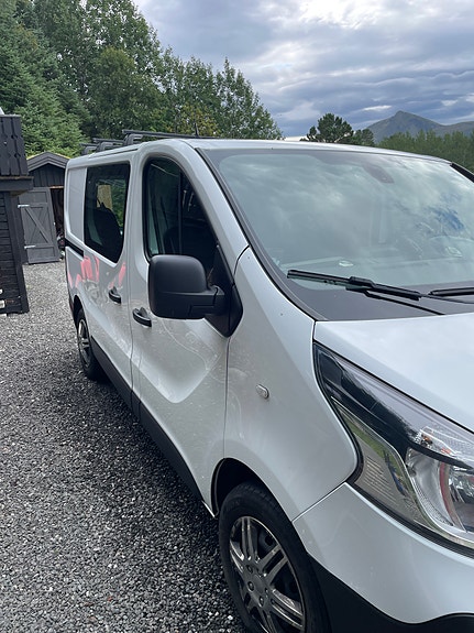 Renault Trafic 3 of 10