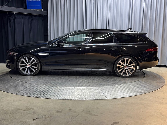 Jaguar XF 13 of 21