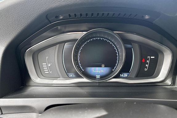 Volvo V60 13 of 27