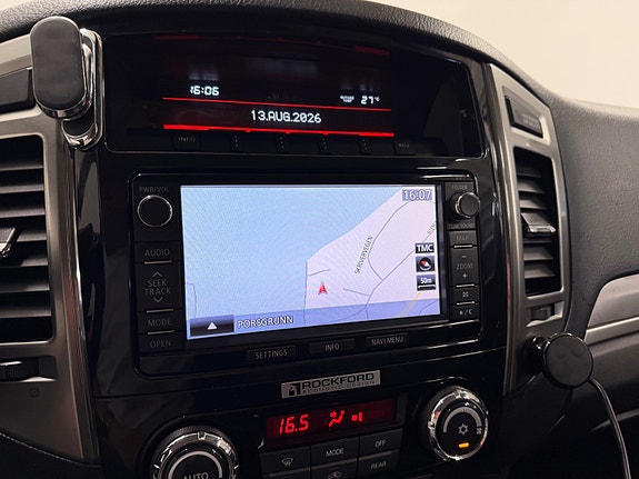 Mitsubishi Pajero 20 of 27