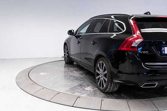 Volvo V60 6 of 30