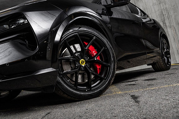 Lotus Eletre 9 of 30