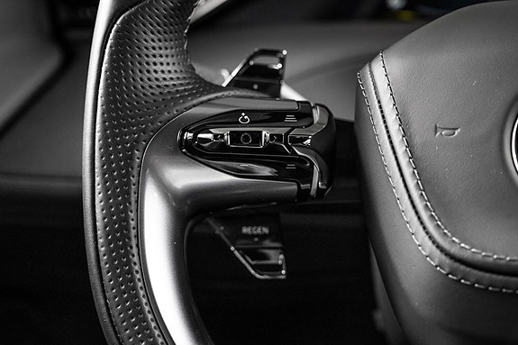Lotus Eletre 28 of 30