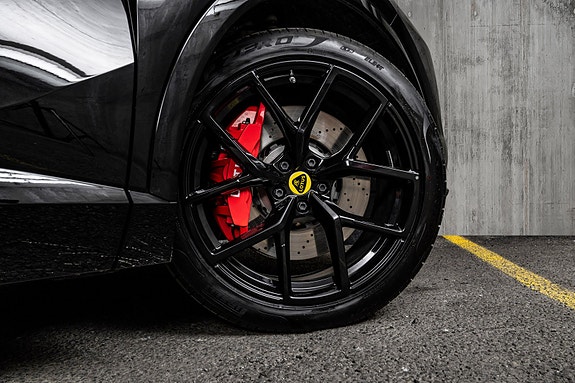 Lotus Eletre 17 of 30