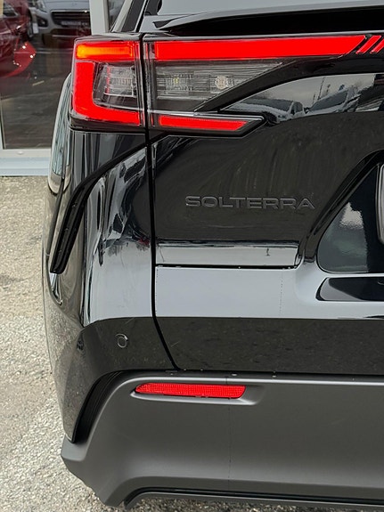 Subaru Solterra 12 of 30