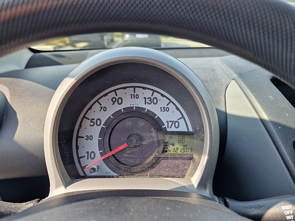 Toyota Aygo 15 of 15