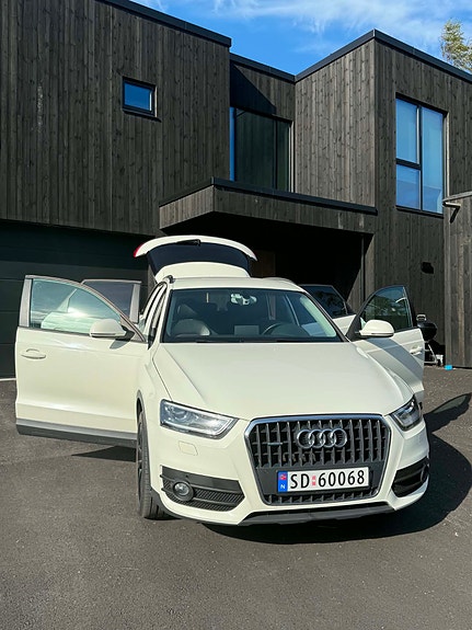 Audi Q3 6 of 25