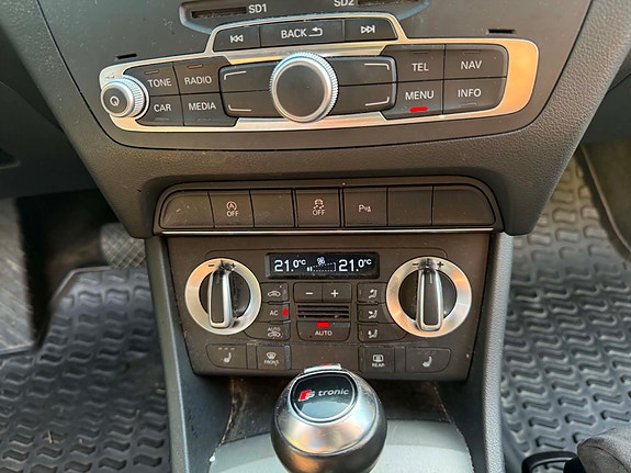 Audi Q3 14 of 25