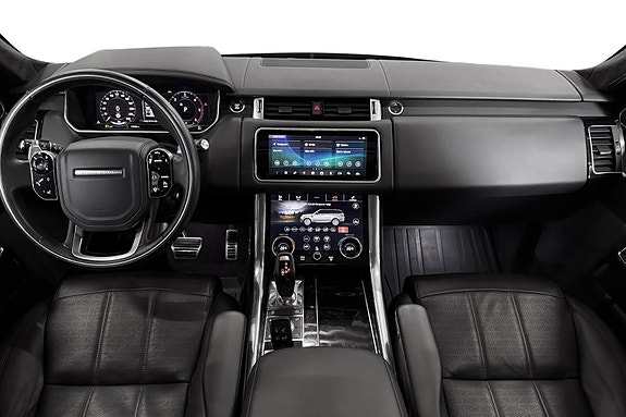 Land Rover Range Rover Sport 13 of 30