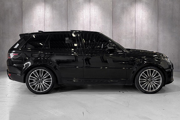 Land Rover Range Rover Sport 4 of 30
