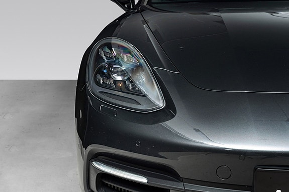 Porsche Panamera 8 of 30
