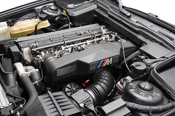 BMW M5 6 of 30