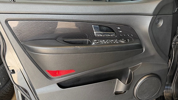 SsangYong Rexton 8 of 18
