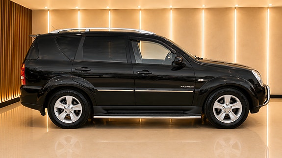 SsangYong Rexton 3 of 18