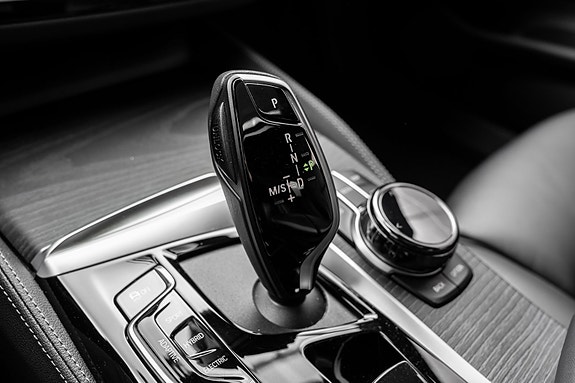 BMW 545e 20 of 30