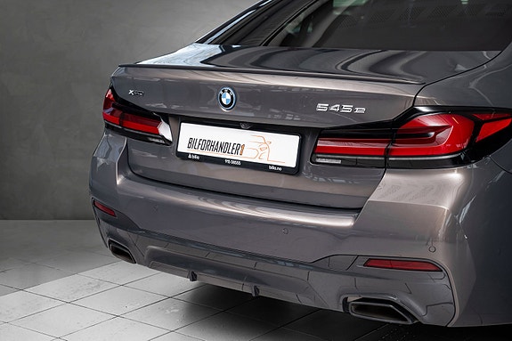BMW 545e 9 of 30