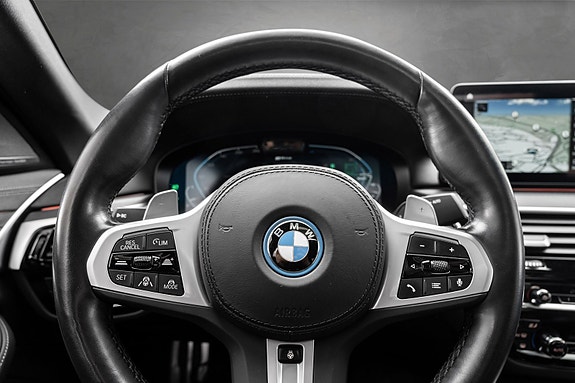 BMW 545e 12 of 30